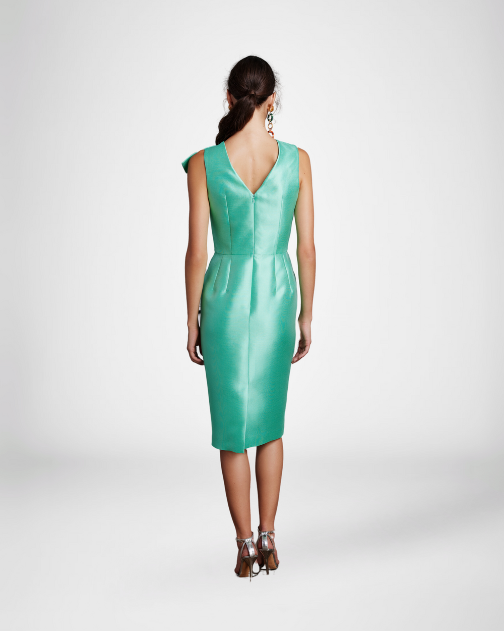 VESTIDO SIN HOMBROS