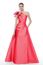 ONE SHOULDER GOWN