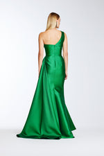 ONE SHOULDER GOWN