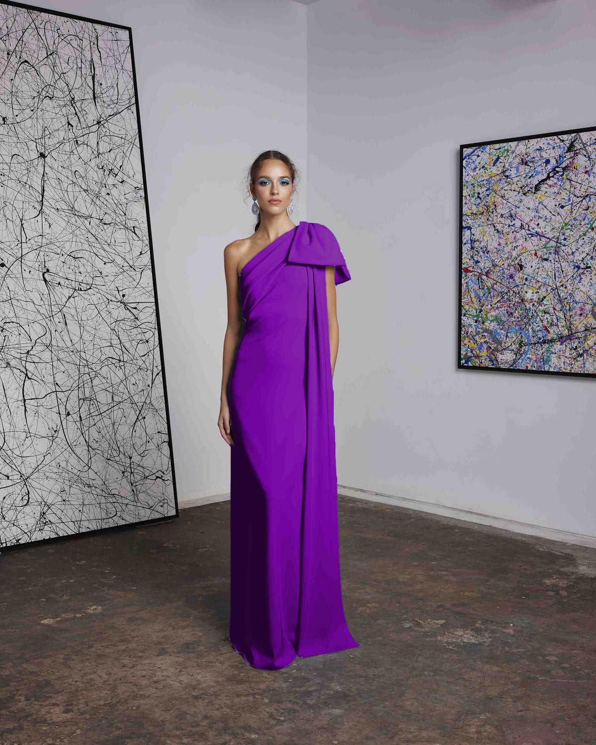 ONE SHOULDER GOWN