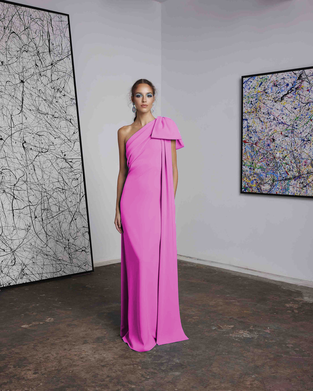 ONE SHOULDER GOWN