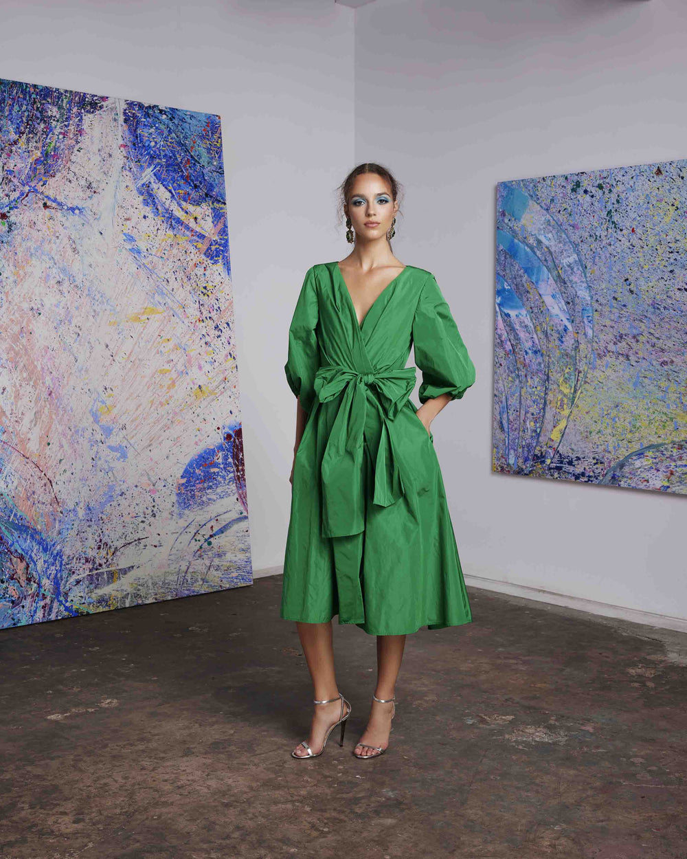 MIDI DRESS WITH SLEEVES