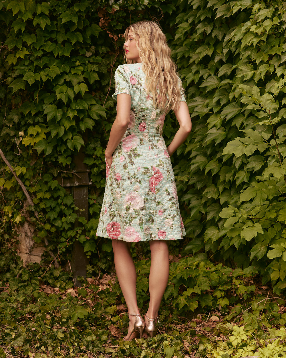 SHORT SLEEVE DRESS