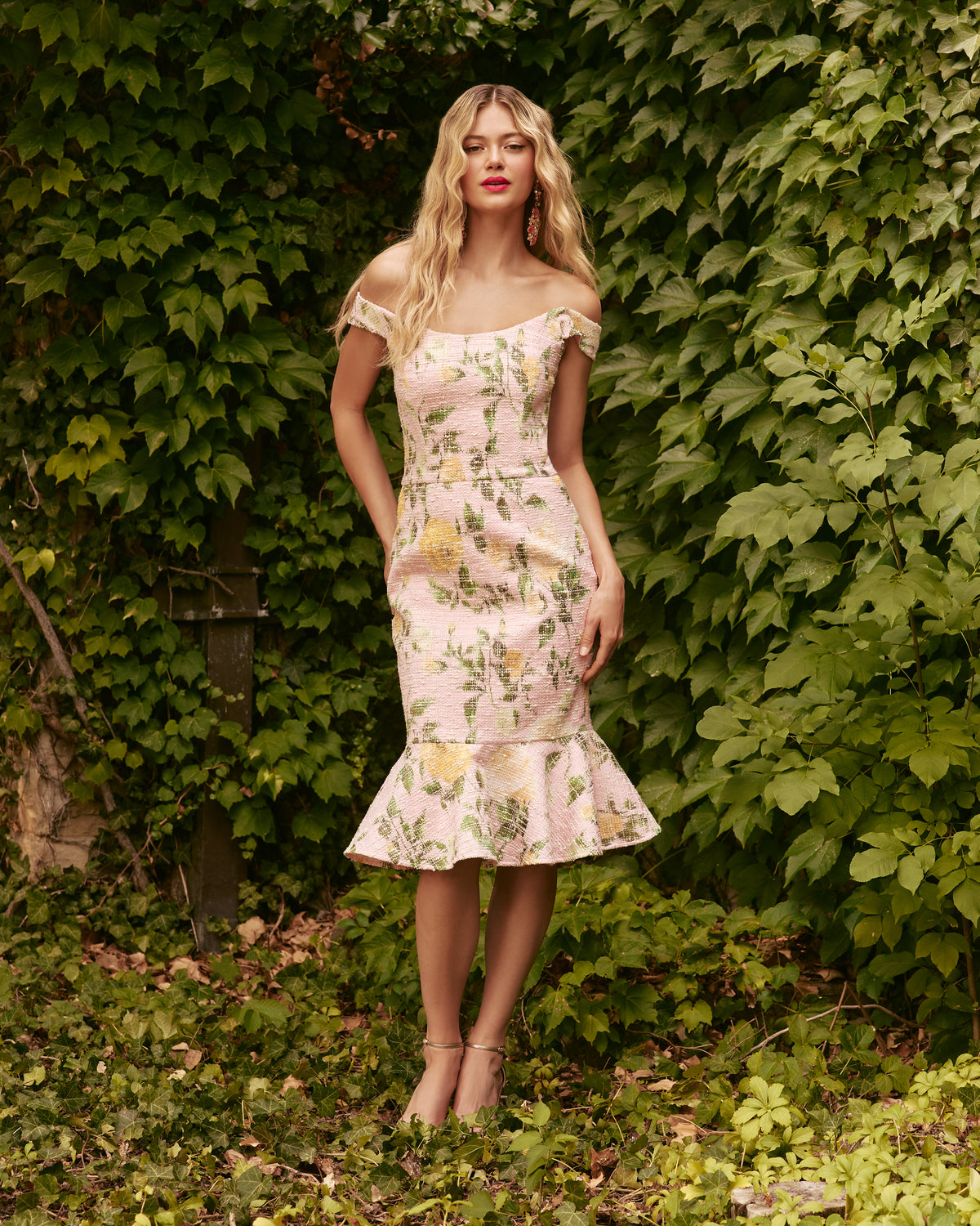 OFF-THE-SHOULDER DRESS