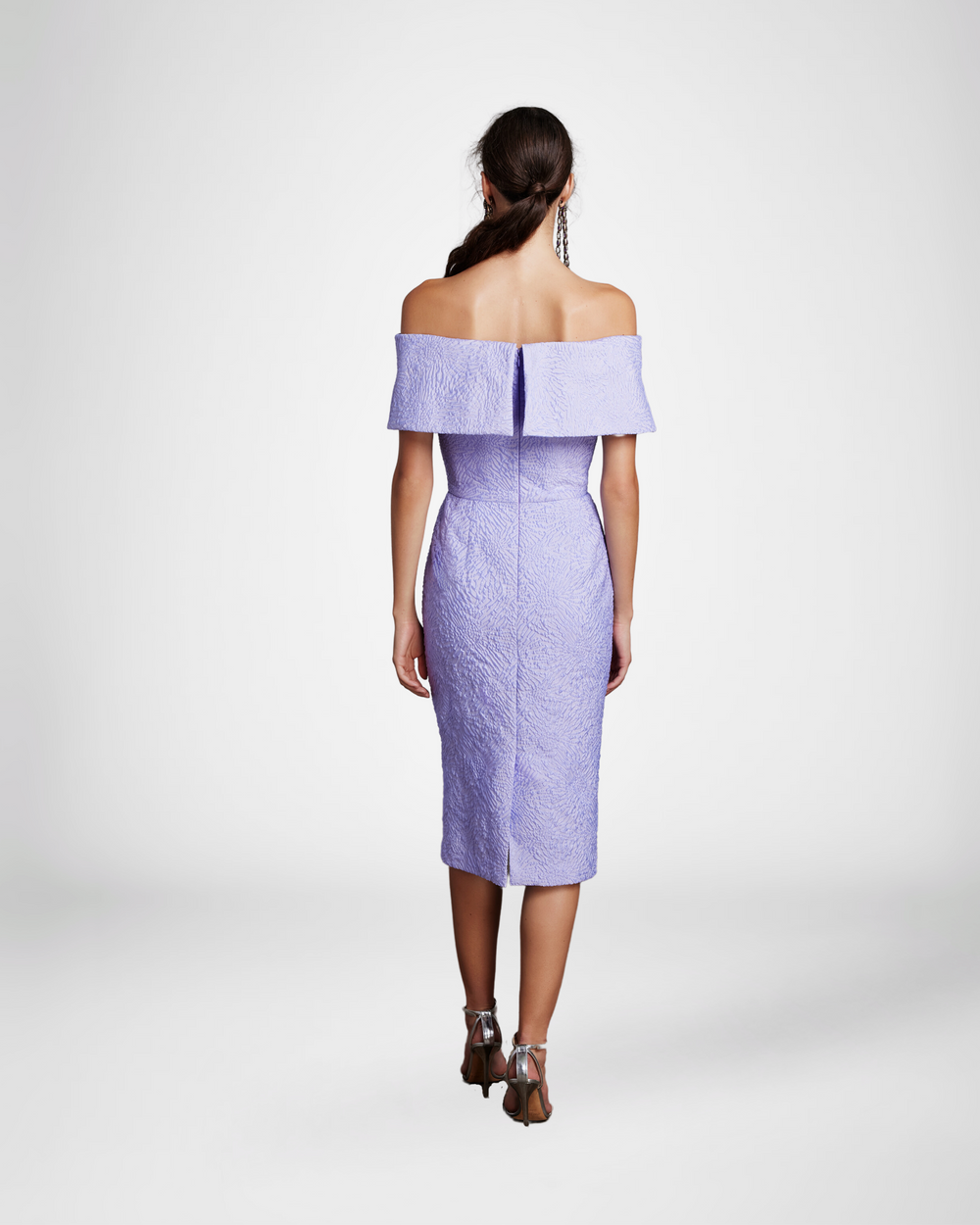 VESTIDO SIN HOMBROS