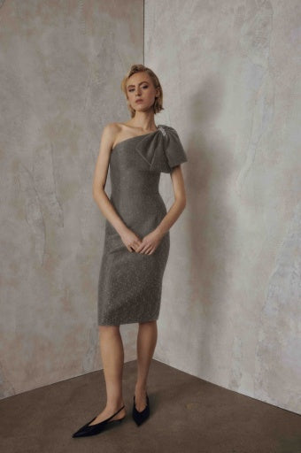 ONE-SHOULDER DRESS