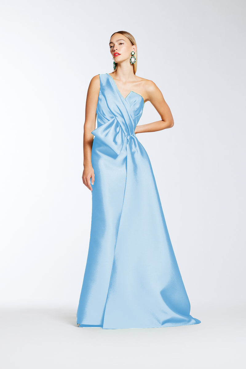 ONE SHOULDER GOWN