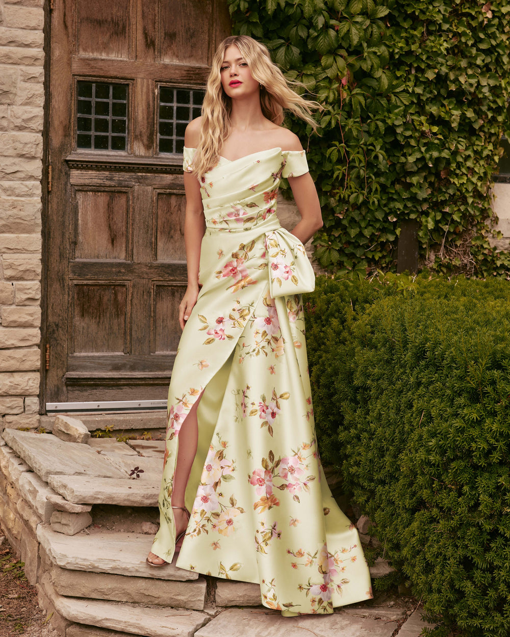 OFF-THE-SHOULDER GOWN