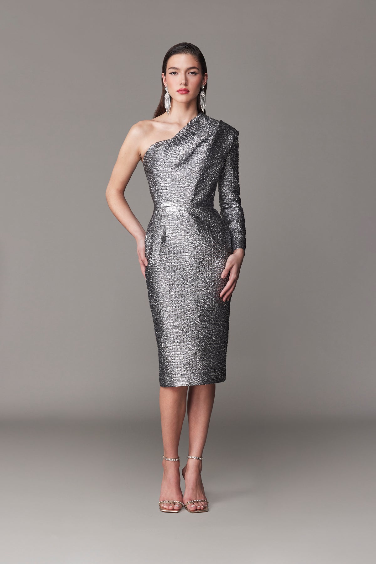 ONE SHOULDER GOWN