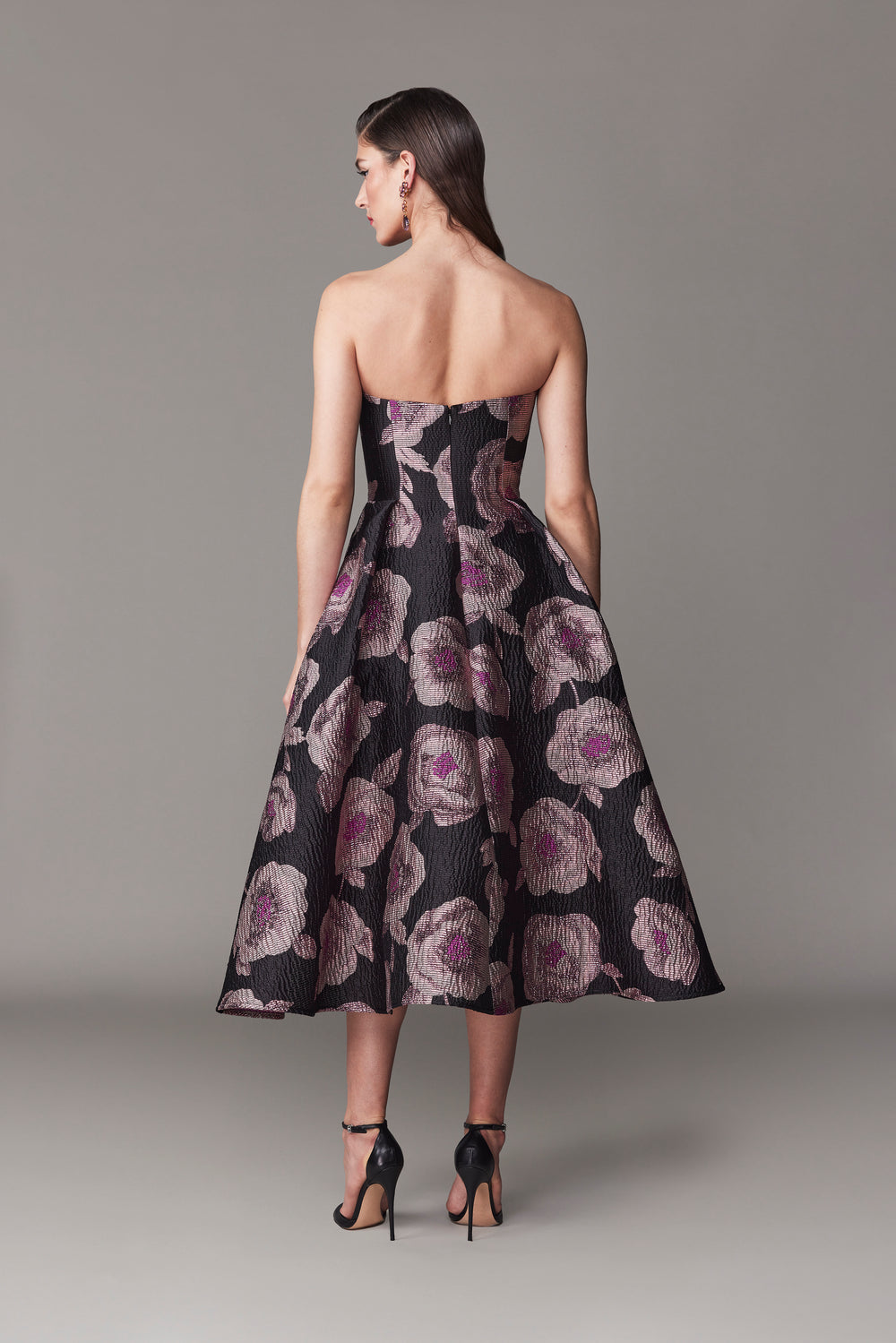 STRAPLESS DRESS