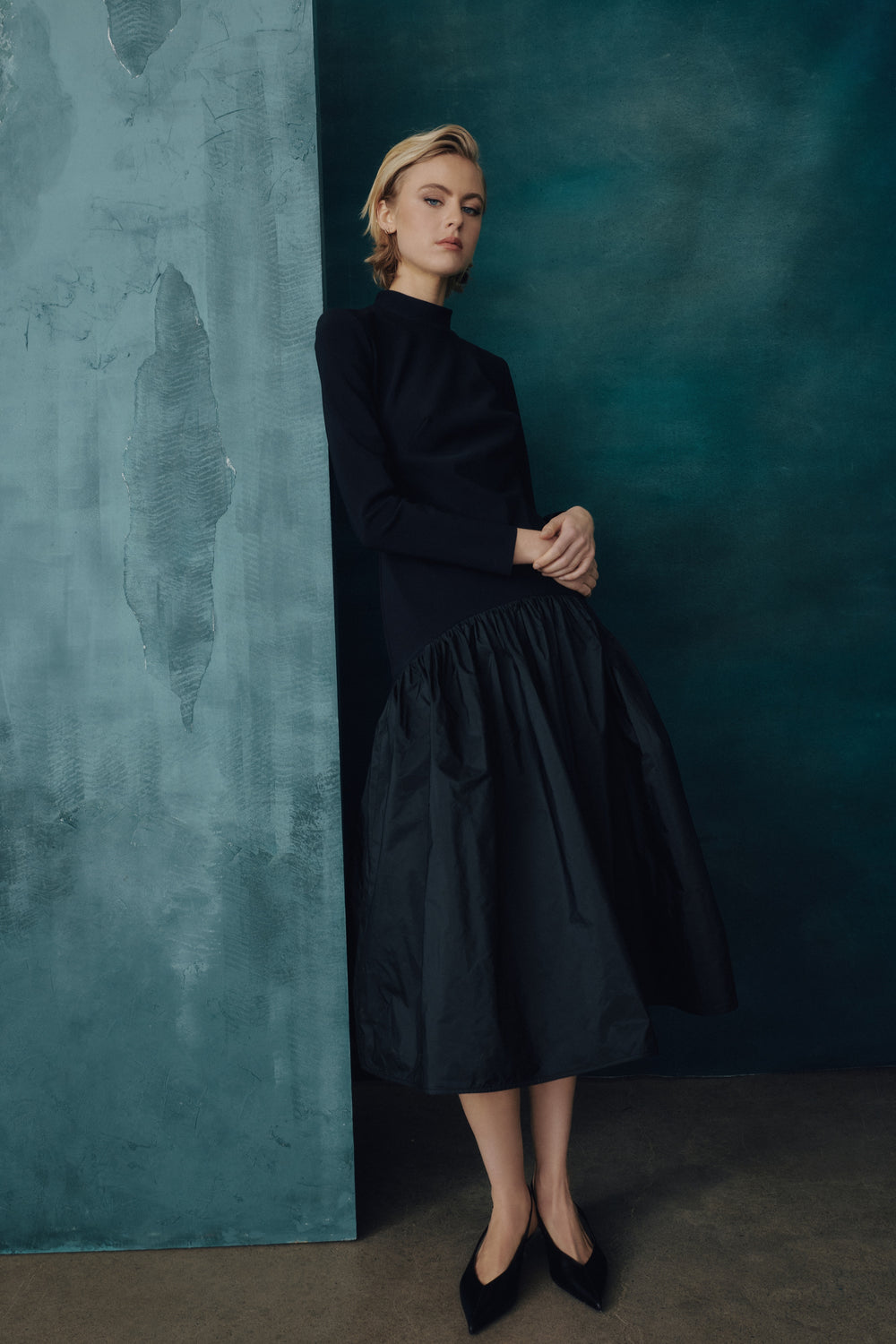 LONG SLEEVE DRESS