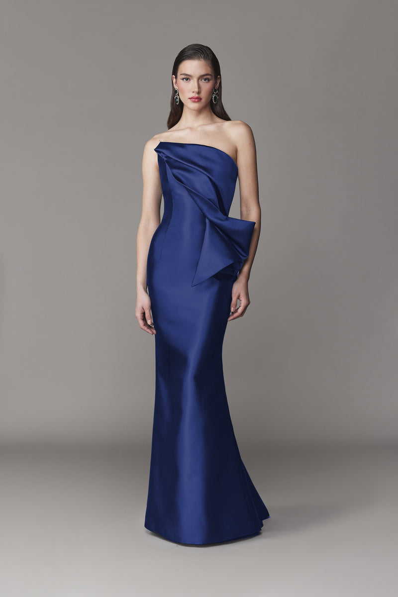 OFF-THE-SHOULDER GOWN