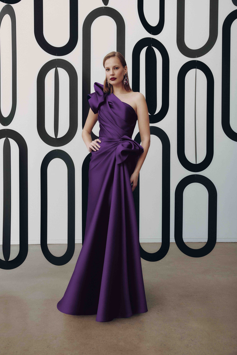 One-shoulder Gown