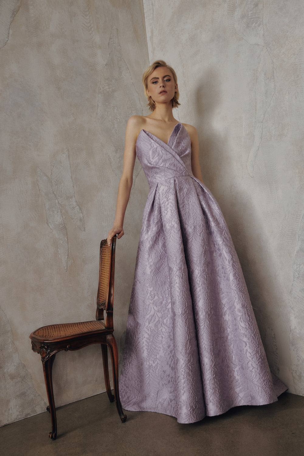 STRAPLESS BALL GOWN