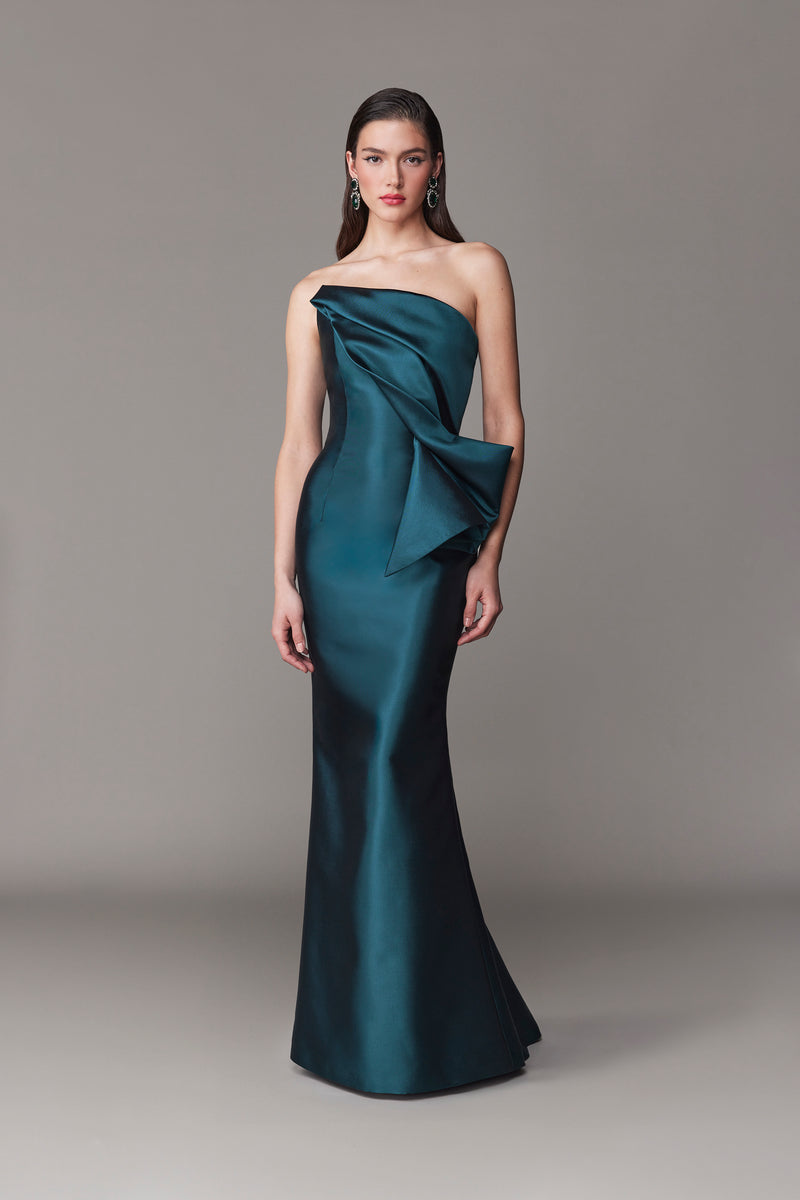 OFF-THE-SHOULDER GOWN