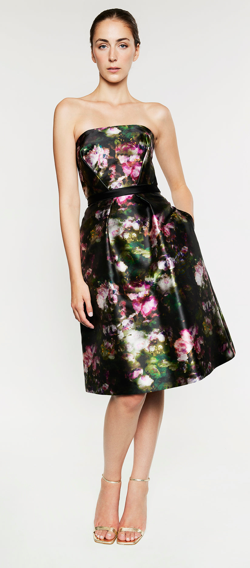 Vestido de fiesta sin tirantes